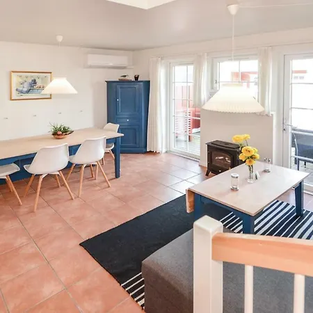 Two-bedroom Holiday In Hébergement de vacances